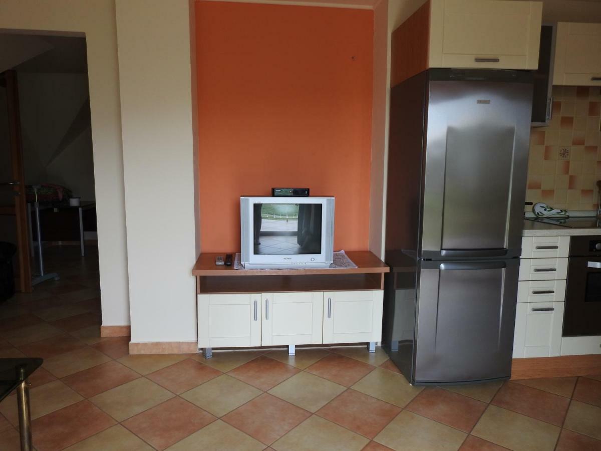 Petra Apartmanhaz バダチョニトマイ エクステリア 写真